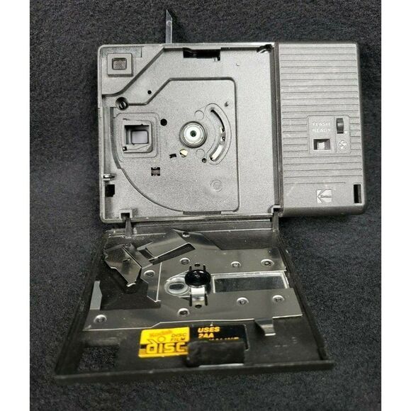 Vintage 80s Kodak Tele Disc Camera Flash Black Small Compact USA Electronic Prop - Picture 3 of 7